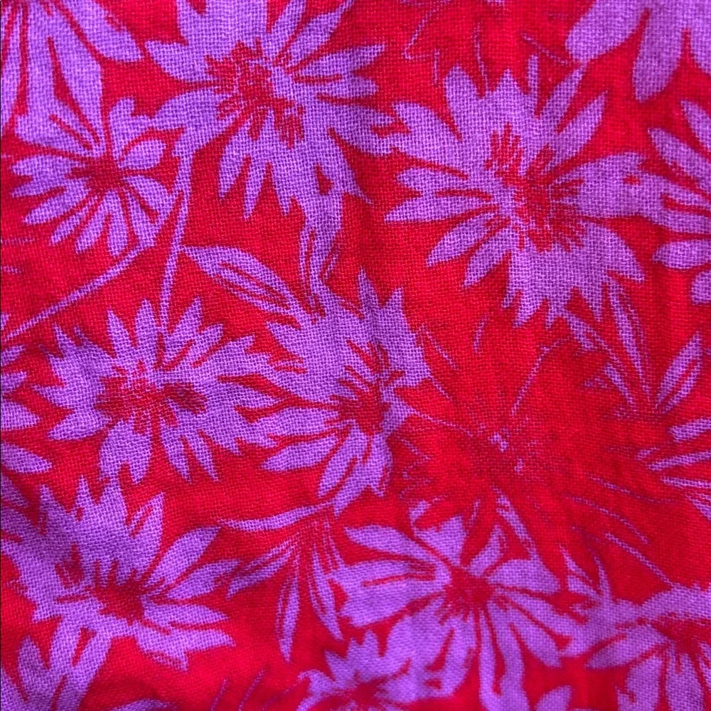 Terra & Sky Red Floral Tie-Neck Short Sleeve Tunic - Picture 3 of 5